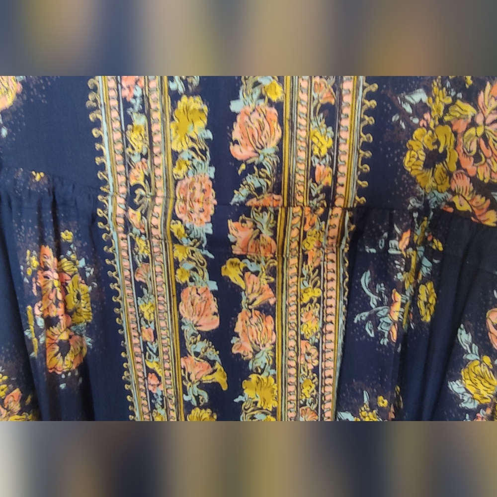 Women's Boho Shirt - Picture 7 of 7
